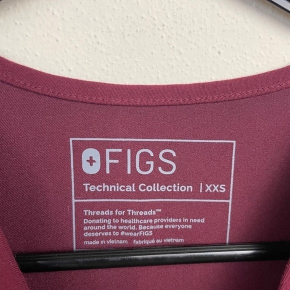 Figs Casma Three-Pocket Scrub‎ Top Burgundy - Picture 9 of 9